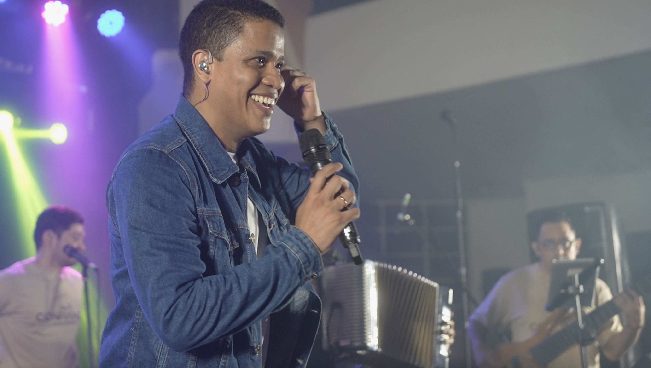 Jesús Coronell en escenario